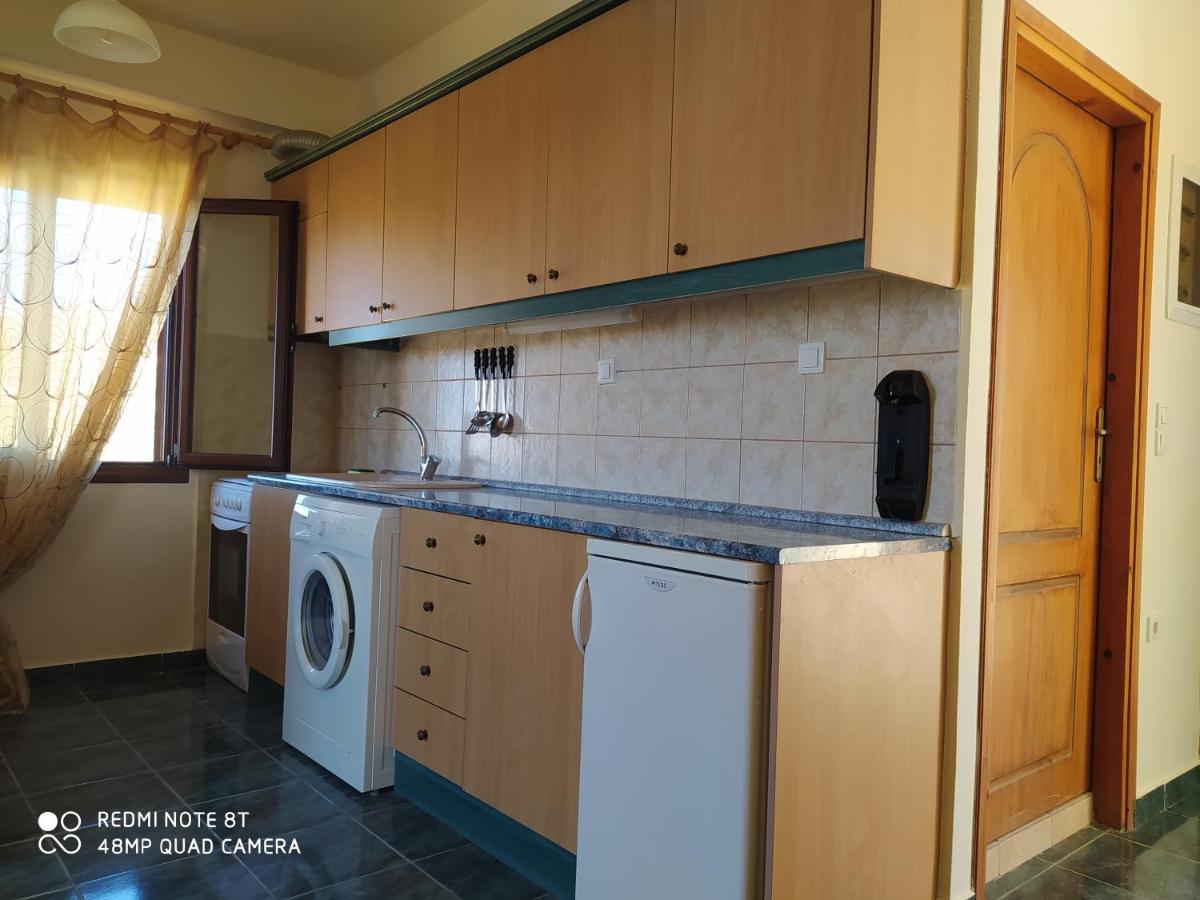 Odisseas Apartment Kalamaki  Bagian luar foto